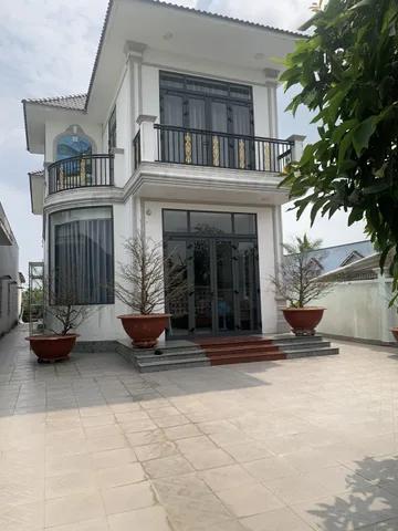 Biệt thự mini 300m2 (9,1x33) ấp 4, Thạnh Đức, Bến Lức, Long An, đối diện HappyLand