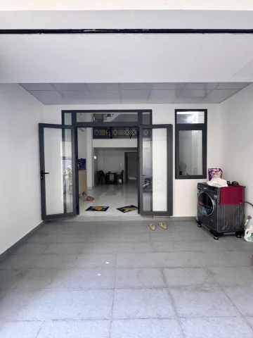 Nhà 3 tầng ngang 4,2m vuông vức; hàng xóm Quận 4; đón đầu cầu Thủ Thiêm 4; cách mặt tiền 20m