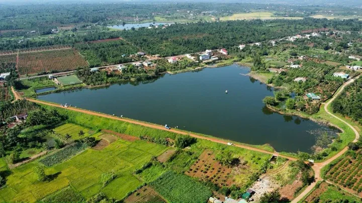 Bán Đất 2500m2 có sẵn 120 m2 thổ cư giá 2.6 tỷ tại Xã Phú Xuân Huyện Krông Năng Đắk Lắk