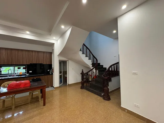 Cho thuê Nhà KĐT  Lĩnh Nam -  Hoàng Mai 100M² 4 Tầng 5 Ngủ - Nội Thất CB - Gara Ô Tô - Ở, Kinh Doanh VP... Giá Thuê 25tr