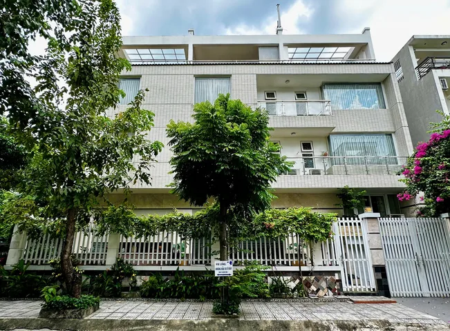 Bán Nhà riêng 249m2 có sẵn 249 m2 thổ cư giá 79 tỷ tại - Chọn - Phường An Phú Thành phố Thủ Đức TP. Hồ Chí Minh
