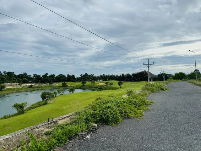 Bán 337m2 thổ cư view biển, sân golf Diamond Bay Mũi Né