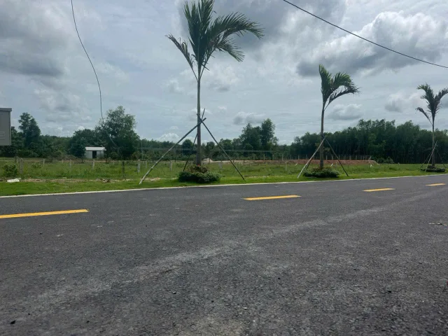 BÁN ĐẤT BÌNH DƯƠNG 10X50m=500m2, SHR TH.CƯ NGAY CHỢ KCN TIỆN XÂY TRỌ GIÁ 1,090TY