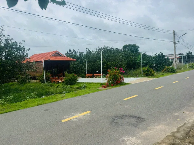 KẸT TIỀN BÁN GẤP 10X50m=500m2 ĐẤT KCN, SÁT CHỢ DÂN CƯ ĐÔNG TIỆN TRỌ GIÁ 750TR
