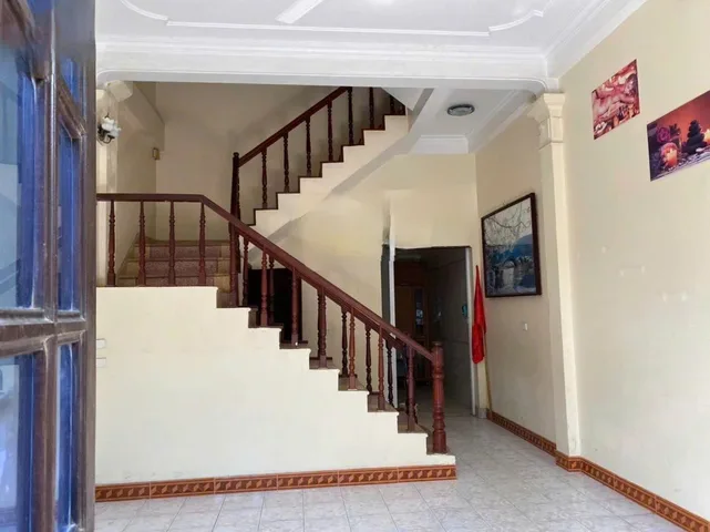 Cho thuê Nhà ngõ 120 Trần Cung, Cầu Giấy 50m*4 tầng (4 ngủ) giá 15 triệu