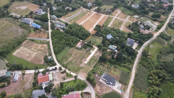 Bán Đất 106.6m2 có sẵn 50 m2 thổ cư giá 395 triệu tại - Chọn - Thị trấn Ba Hàng Đồi Huyện Lạc Thủy Hòa Bình