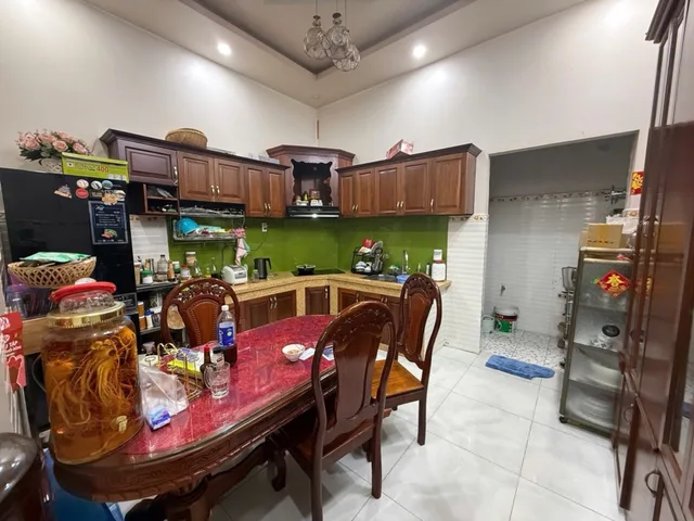 + Vị Trí : Ngay EoMall Tân Phú , Lê Trọng Tấn , Đại Học Công Thương, Giáp Tân Phú