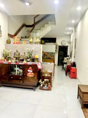 BÁN NHÀ MẶT TIỀN CHỢ TÂN HƯƠNG, TÂN PHÚ, DT 79M2, 4 TẦNG BTCT ĐẸP LUNG LINH