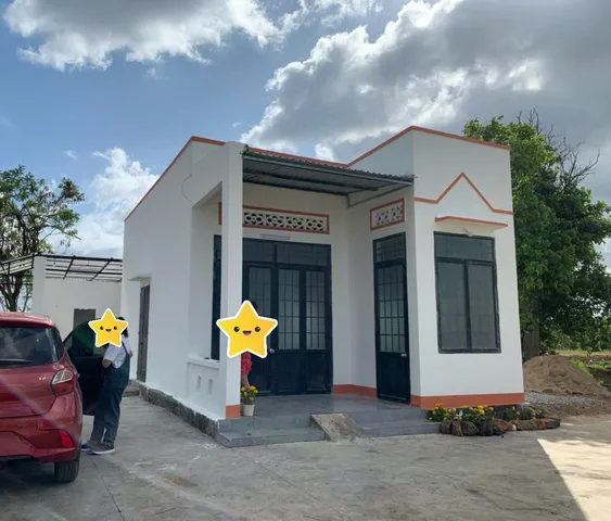VIP - Bán 4313m2 QH thổ cư – sẵn 400m2 thổ cư, nhà cấp 4, ao cá - view cánh đồng đẹp mê ly
