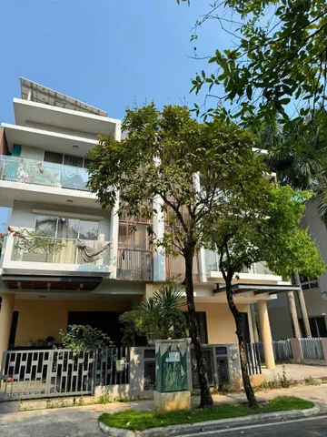 BDS HVL BIỆT THỰ PALM RESIDENCE QUẬN 2 – CÔNG VIÊN CÂY XANH BAO QUANH – GIAO NHÀ THÔ TỰ DO THIẾT KẾ  32 Tỷ thương lượng