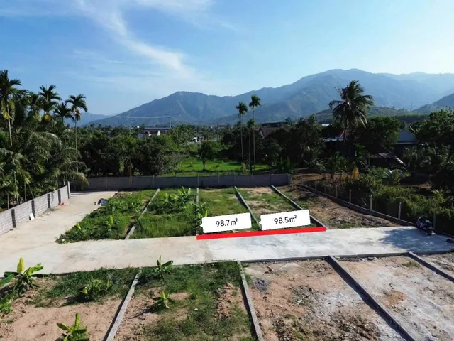 Bán 2 Lô Suôi Tiên - Cach Hương Lộ 39 Chỉ 50 -  98m2 - Giá 590tr