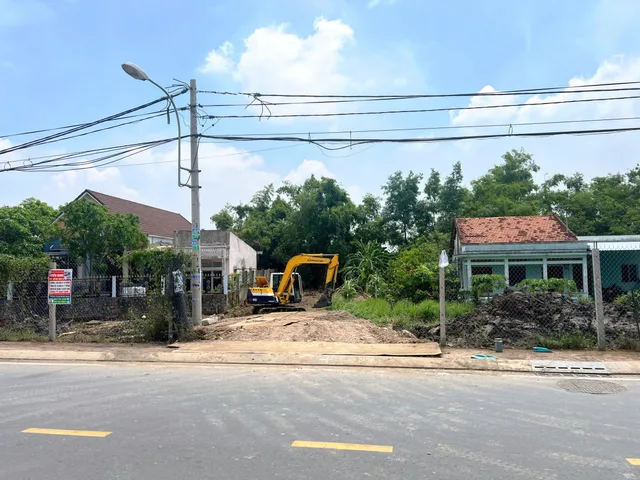 Bán Đất 1243m2 có sẵn 434m2 thổ cư giá 16 tỷ tại Xã Hưng Long Huyện Bình Chánh TP. Hồ Chí Minh