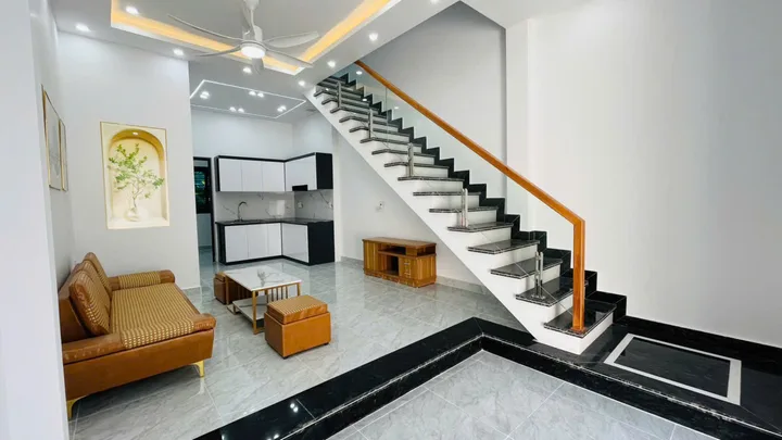 🏡 BÁN NHÀ 2 TẦNG QUỲNH CƯ – HÙNG VƯƠNG – HỒNG BÀNG chỉ 2,1 tỷ 
LH 0979087664