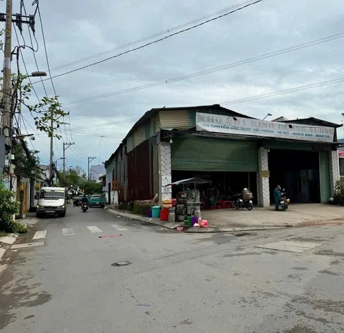Bán Kho, nhà xưởng 1000m2 có sẵn 477 m2 thổ cư giá 52 tỷ tại Phường  An Lạc Quận Bình Tân TP. Hồ Chí Minh