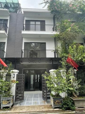 Cho thuê Nhà Liền Kề Eden Rose  Nguyễn Xiển  83M² 4 Tầng 5 Ngủ - Nội Thất CB - Đường Ô Tô Tránh - Ở, Kinh Doanh VP... Giá Thuê 23tr