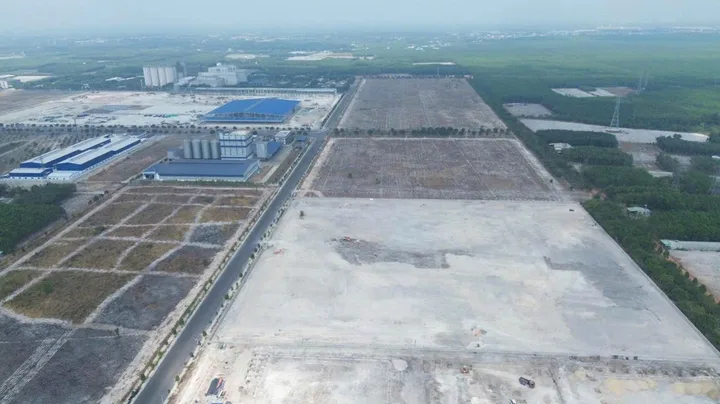 Bán đất xây dựng Kho, nhà xưởng 50000m2 giá 132 tỷ tại KCN Becamex Bình Phước, Đường Quốc lộ 13 Xã Minh Hưng, Chơn Thành, Bình Phước