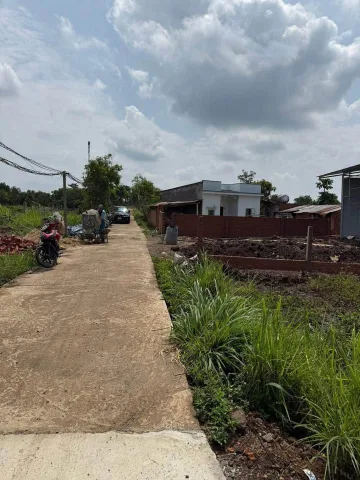Bán Đất 771.7m2 có sẵn 100 m2 thổ cư giá 580 triệu tại Xã Ea Drông Thị xã Thị Xã Buôn Hồ Đắk Lắk