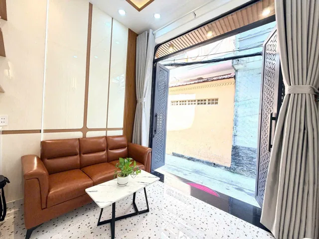 🏡 NHÀ ĐẸP 5 TẦNG BTCT – HẺM HUỲNH VĂN BÁNH – CHỈ 5.95 TỶ