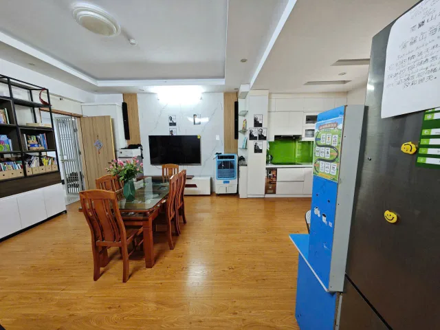 Quá Rẻ! Chỉ 3 Tỷ 1xx Tr Có Ngay Căn Góc 76m² View 2 Mặt Thoáng – Ban Công Đông Nam Chung Cư Thanh Hà