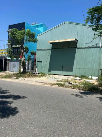 CHO THUÊ KHO 280M² CÓ CẨU TRỤC GẦN ĐH FPT 📌📌📌LÀM VIỆC TRỰC TIẾP GIÁ TỐT !!!