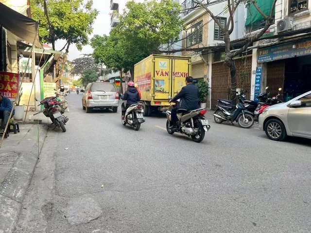 🔥 CƠ HỘI ĐẦU TƯ: NHÀ MẶT PHỐ HOA LÂM – VỈA HÈ RỘNG, Ô TÔ TRÁNH, KINH DOANH SẦM UẤT