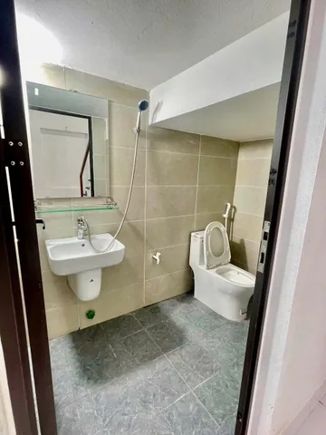 💥 tại trung tâm khu công nghiệp sam sung yên phong - bn

✅ Căn nhà mới cứng koong còn thơm mùi sơn thiết kế theo phong cách mới hiện đại đẹp long lanh