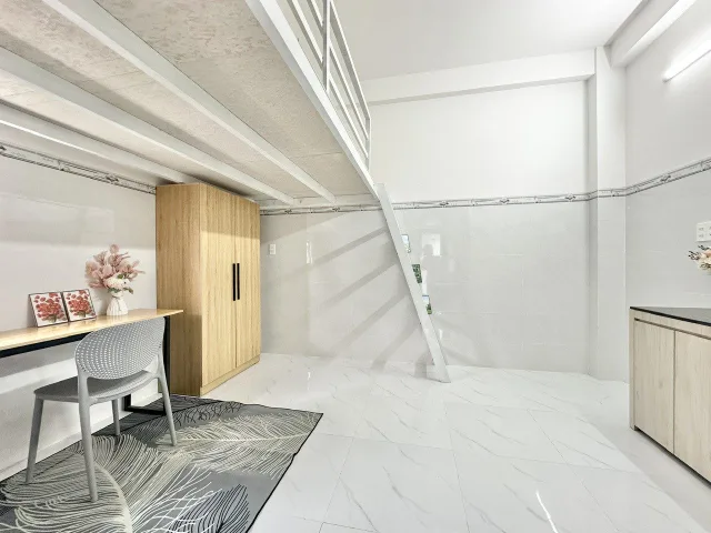 Cho thuê phòng trọ 20m2 gác cao 55 Nguyễn Văn Công