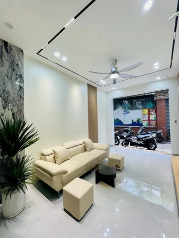 Bán nhà mới thang máy Yên Hoà, Cầu Giấy, 33m, 6 tầng, gara ô tô, ngõ nông, full đồ, sổ đỏ, 13,7 tỷ