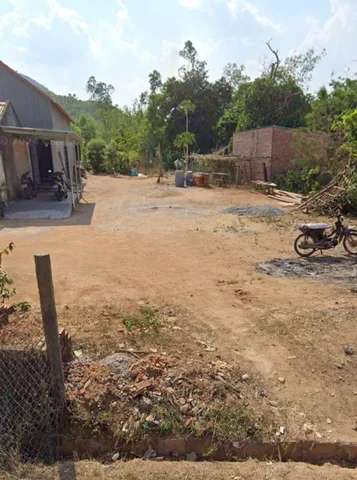 Bán Đất 100m2 có sẵn 100 m2 thổ cư giá 285 triệu Xã Bình Khê Gia Lai