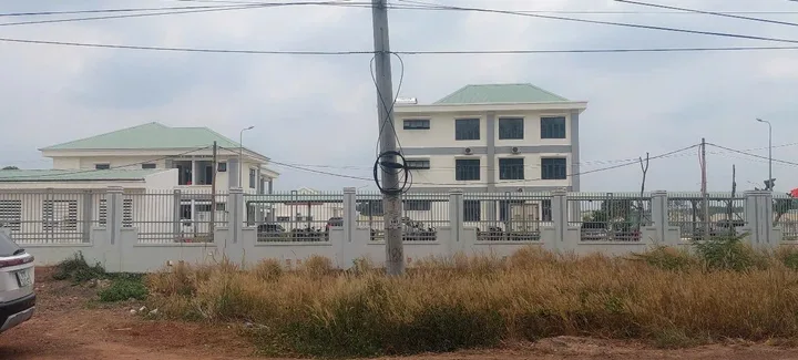 Bán Đất nền  300m2 có sẵn 50 m2 thổ cư giá 360 tr gần chợ Minh Lập -- Thị xã Chơn Thành Bình Phước