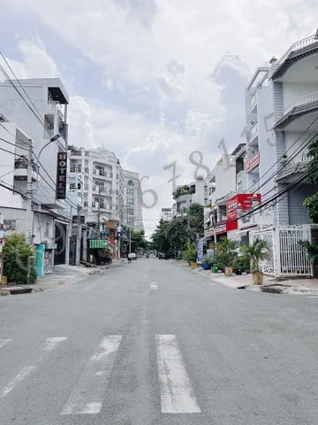 Nhà 4x23m 5 tầng MTKD đa ngành nghề gần Lâm Văn Bền