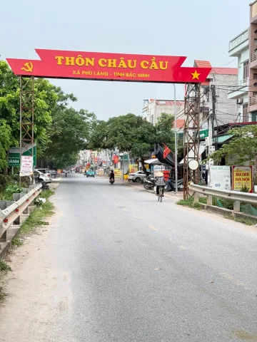 Bán Kiot tại chợ đầu mối Châu Cầu - Quế Võ.