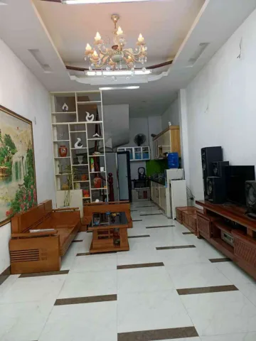 Bán nhà Hoàng Mai, 6 tầng, nhà đẹp, ngõ thông, 34m2, MT 3.3, giá 8,65 tỷ