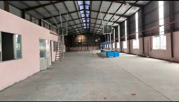Cho thuê Kho, nhà xưởng 1800m2 giá 120 triệu tại - Chọn - Phường Tân Phước Khánh Thị xã Tân Uyên Bình Dương