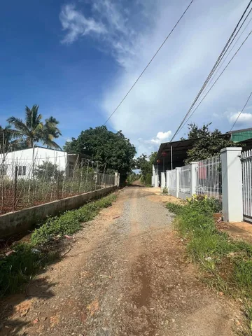 Bán Nhà riêng 1607m2 có sẵn 400 m2 thổ cư giá 2.5 tỷ tại Xã Cư Suê Huyện Cư M'gar Đắk Lắk