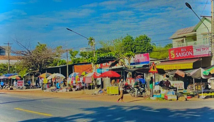 KẸT TIỀN BÁN 260M2 ĐẤT THỔ CƯ MT ĐƯỜNG NHỰA SÁT CHỢ, TRƯỜNG HỌC DÂN ĐÔNG. GIÁ 750TR