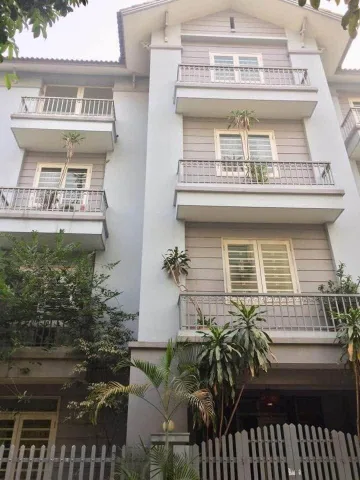 Cho thuê Nhà Bạch Thái Bưởi - Phường Phúc La-  Quận Hà Đông 114M² 4 Tầng - Lô Góc - 2 Mặt Tiền - Ô Tô Đỗ Cửa - Ở, Kinh Doanh VP... Giá Thuê 40tr
