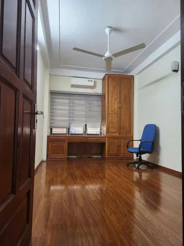 Cho thuê Nhà Ngõ 281 Trương Định 35M² 5 Tầng 3 Ngủ - Full Nội Thất - Ngõ Rộng - Giá Thuê 12,5tr