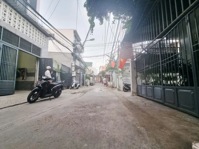 Bán Đất 60m2 có sẵn 60 m2 thổ cư giá 3.65 tỷ tại Đường Lê Hồng Phong Phường Phước Long Thành phố Nha Trang Khánh Hòa