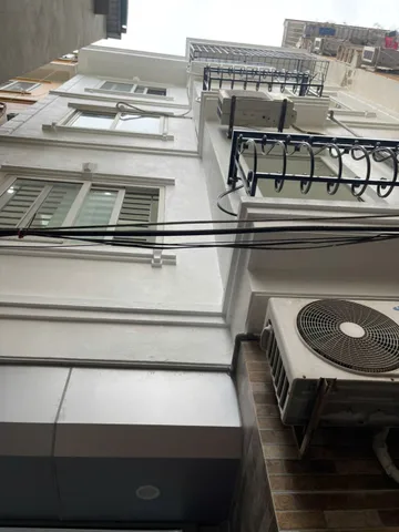 Cho thuê nhà riêng: Cho thuê nhà ngõ 101 ĐÀO TẤN, Bưởi. 12 triệu/ tháng. Ưu tiên Hộ gia đình