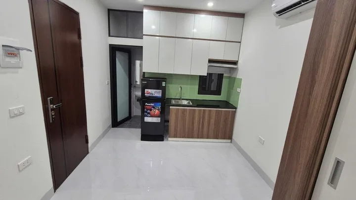 Bán TÒA NHÀ CHDV ĐƯỜNG LÊ TRỌNG TẤN. 64M2 - 8 TẦNG. THANG MÁY. 16 PHÒNG KK.