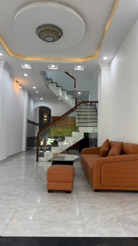 Hơn 4 tỷ nhà 3 lầu 4x12 sân thượng trước sau 4PN 3WC hẻm xe tải Hiệp Thành 11 sát trường cấp 2 Nguyễn Chí Thanh và Hiệp Thành City