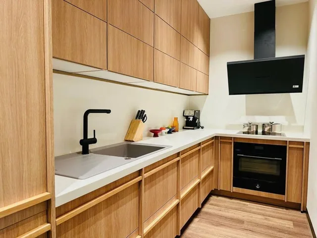 Siêu Đẹp. Chung Cư Việt Hưng, Long Biên chỉ 4,35 tỷ, 2 ngủ, 70m2 (đầy đủ nội thất)