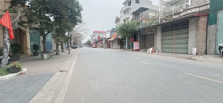 Bán Kho, nhà xưởng 226m2 có sẵn 226 m2 thổ cư giá 15.8 tỷ tại Đường Tỉnh 271 Xã Phù Khê Thị xã Từ Sơn Bắc Ninh