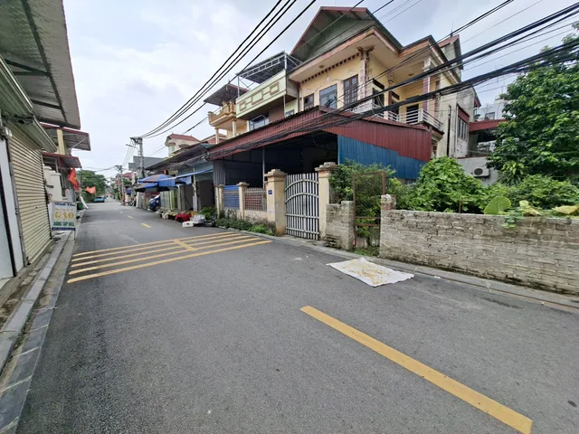 100m thông ô tô,trung tâm Sắp Mai - Võng La - Đông Anh. Sổ hoa hậu,đất sạch