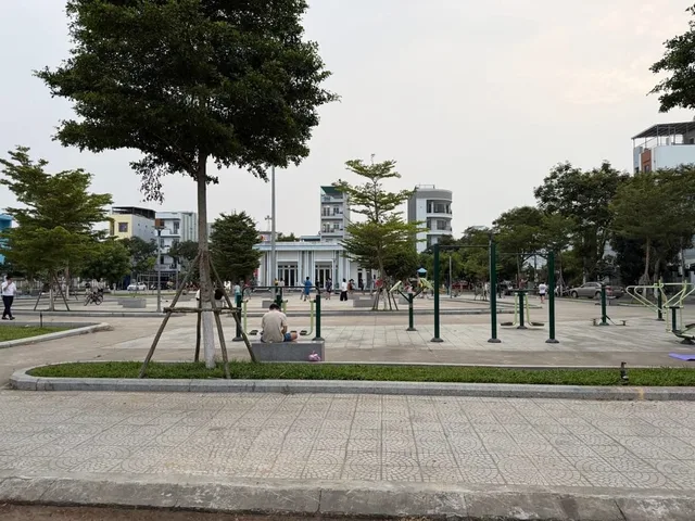 🔥BÁN LÔ ĐẤT ĐỐI DIỆN CÔNG VIÊN - TRUNG TÂM LÀNG ĐẠI HỌC ĐÀ NẴNG 6,x TỶ- KHU VỰC KHAI THÁC DÒNG TIỀN TỐT 🔥🔥
