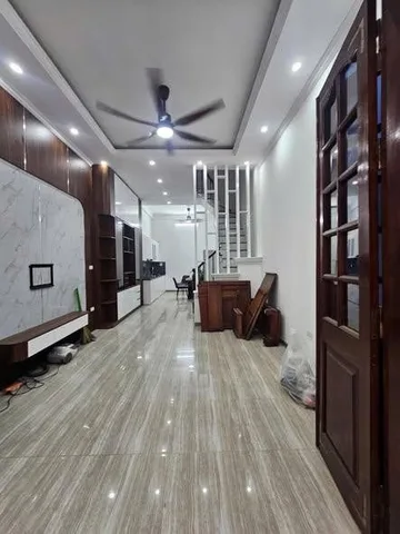 Cho thuê Nhà  Hoàng Văn Thái - Thanh Xuân 45M² 4 Tầng 5 Ngủ - Nội Thất CB - Ở, VP - Giá Thuê 16tr - Nhận Nhà Ngay