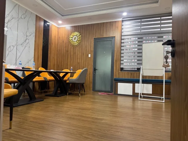 SIÊU PHẨM HẺM NHỰA XE TẢI TRÁNH - Ô TÔ NGỦ TRONG - KHU VIP DÂN CƯ