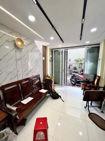 Làm ăn thua lỗ - Chủ nhà cần bán gấp ở Bình Tân