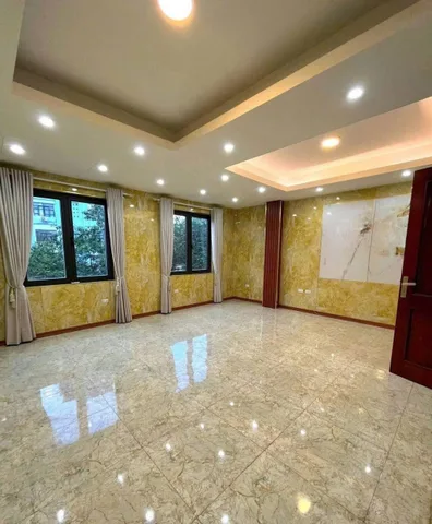Cho thuê nhà ngõ 120 Trường Chinh, Đống Đa 45m*7T THANH MÁY, OTO, 2 THOÁNG giá 30tr